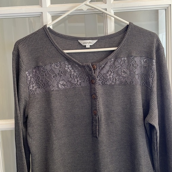 amaryllis long sleeve waffle tunic, size L - Picture 2 of 7